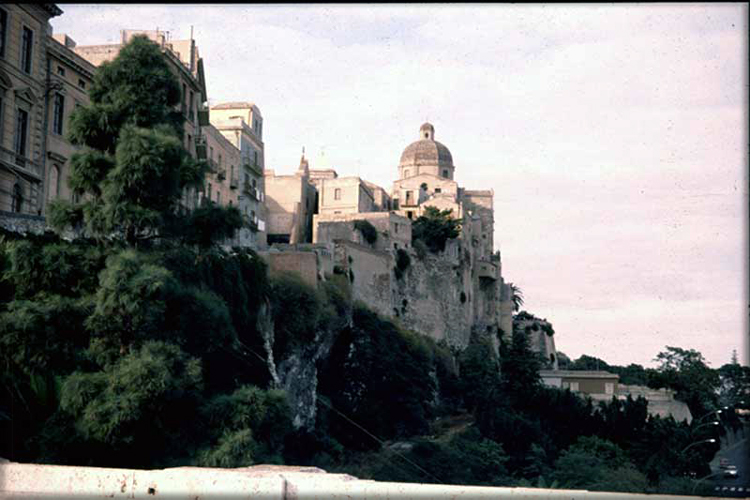 n_13  Cagliari Basilika.jpg
